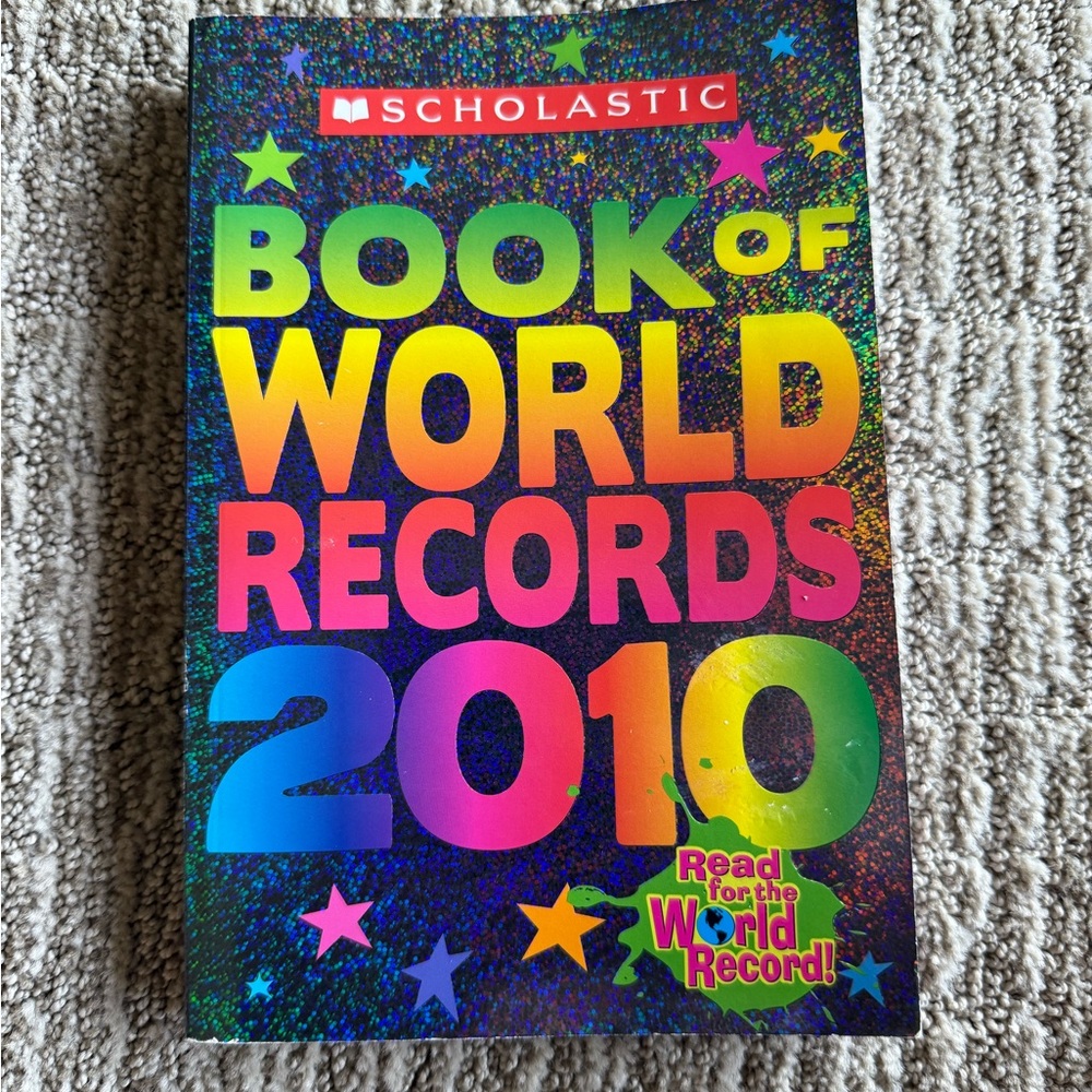 Scholastic Book of World Records 2010 Book